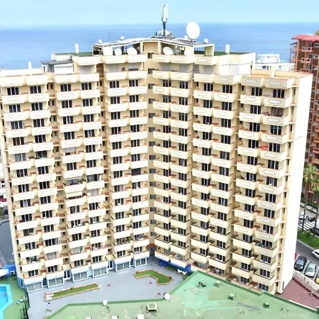 Apartamento Junto Al Mar Con Piscina Climatizada En Playa Jardin Puerto de la Cruz (Tenerife)